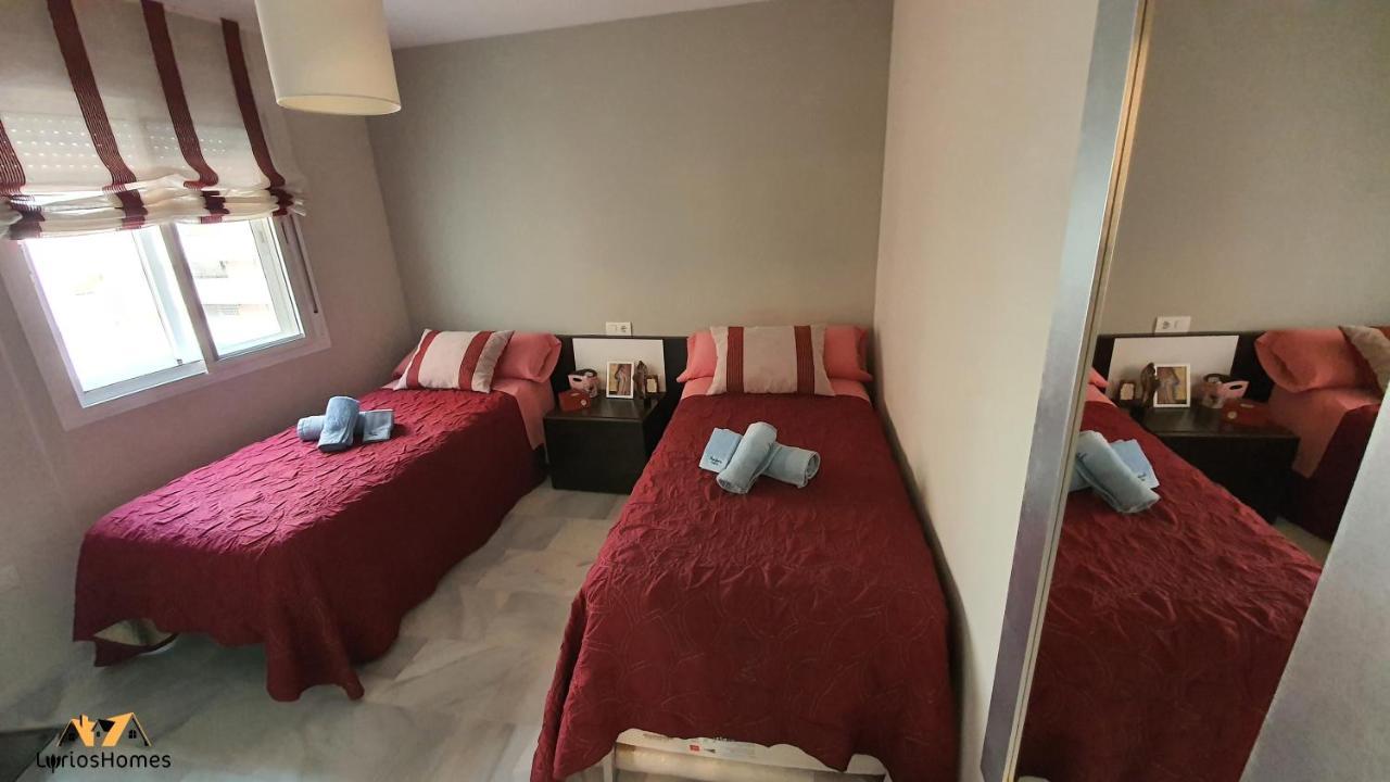 Lyrioshomes Beach Roquetas De Mar , Piscina Y Parque Infantil מראה חיצוני תמונה